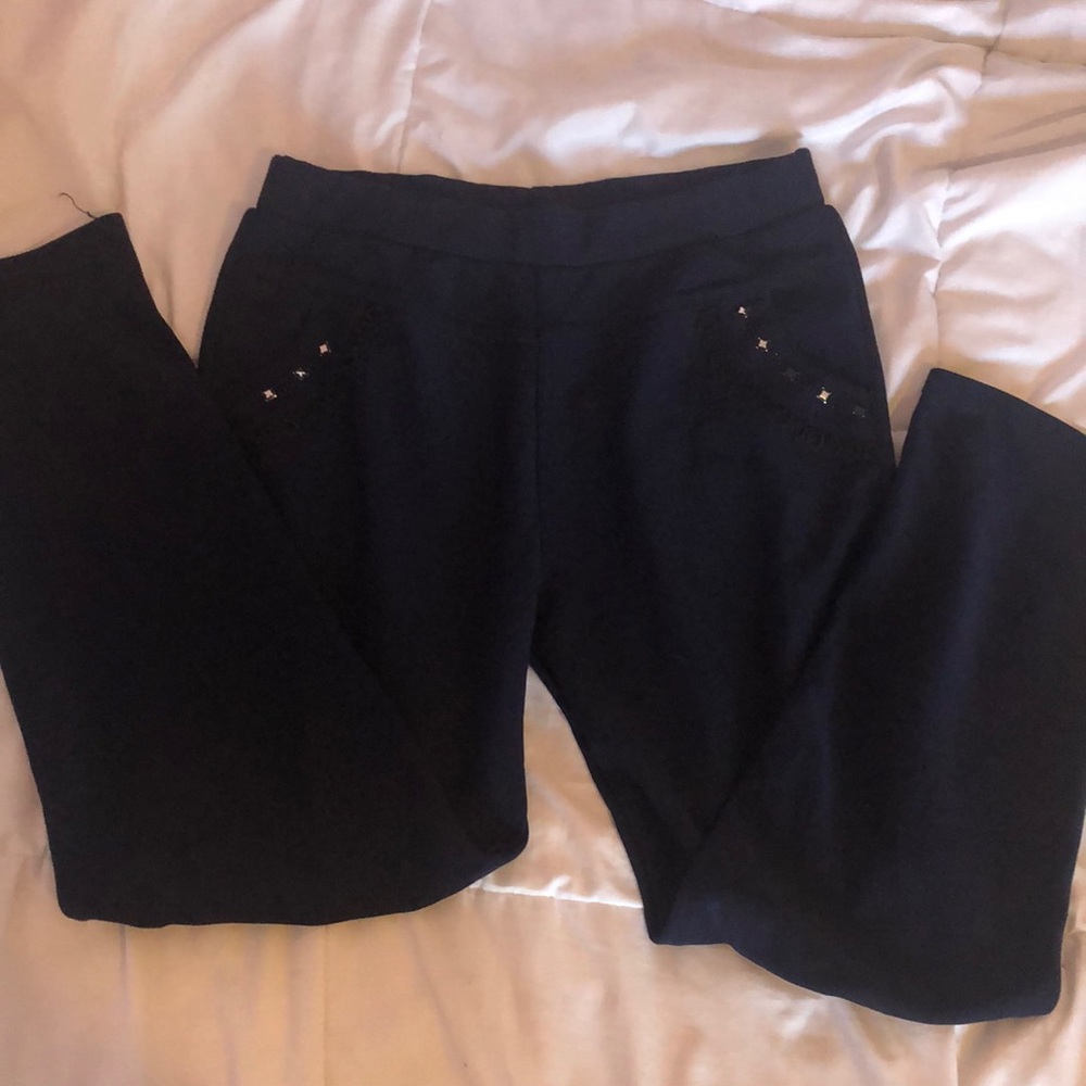 Navy capris